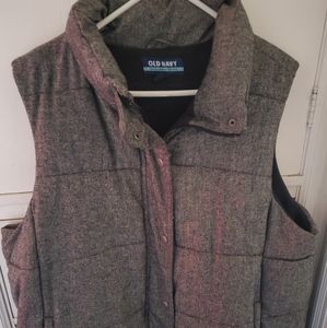 Old navy maternity vest